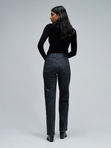 Salsa Jeans Tapered Jeans in Schwarz