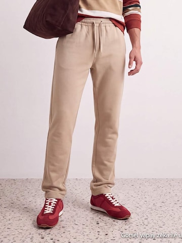 Trendyol - regular Pantalón en beige: frente