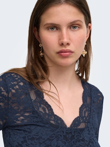 ONLY - Camiseta 'ONLNIKKA' en azul