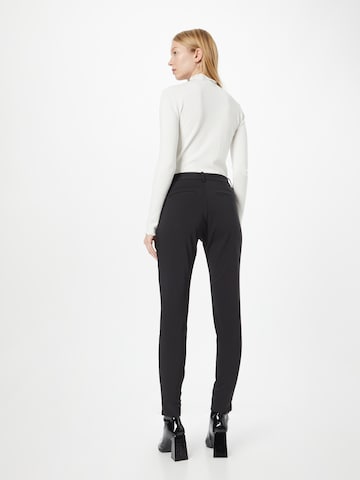 InWear Slimfit Spodnie 'Vanessa' w kolorze czarny