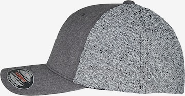 Cappello da baseball di Flexfit in grigio