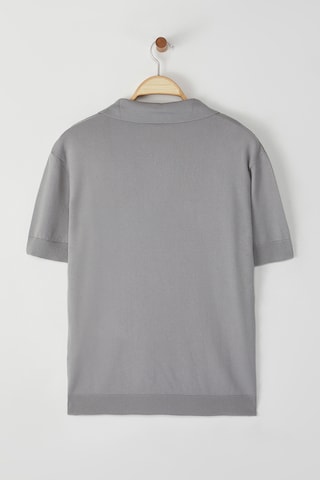 Trendyol Sweter w kolorze szary