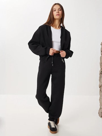 Completo pantalone di Happiness İstanbul in nero