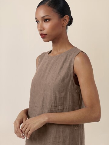 APART Kleid in Braun