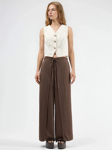 Busem Loosefit Broek in Bruin