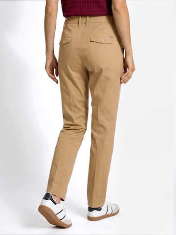 BRAX Slimfit Bundfaltenhose 'Mara S' in Braun