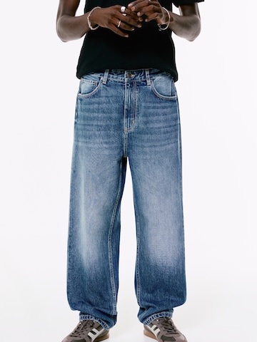 Pull&Bear Baggy Farkut värissä sininen: etupuoli