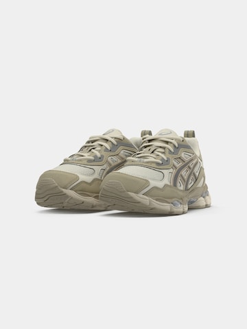 ASICS SportStyle Rövid szárú sportcipők 'GEL-NYC RGD' - szürke