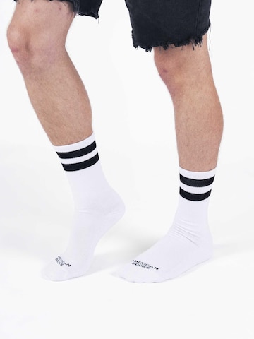 Chaussettes 'Old School I - Mid High' American Socks en blanc
