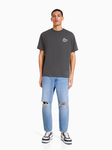 Bershka Loosefit Jeans in Blau