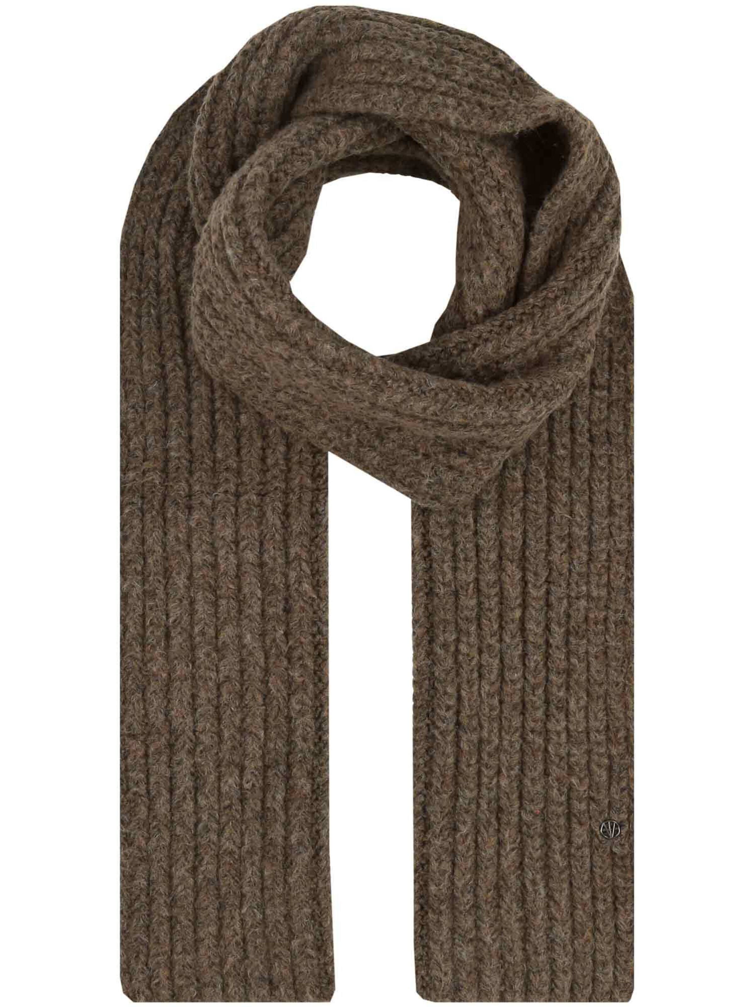 LOEVENICH Schal in Grün: Vorderseite