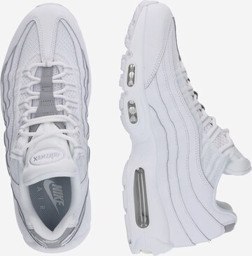 balts Nike Sportswear Zemie brīvā laika apavi 'Air Max 95 Essential'