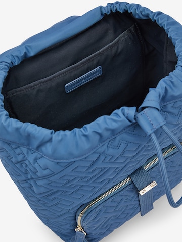 TOMMY HILFIGER Rucksack in Blau