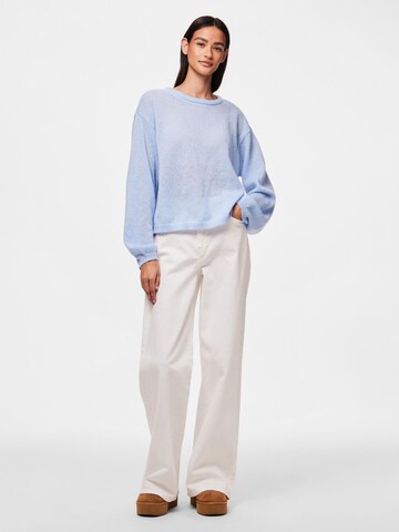 Pull-over 'PCIDA' PIECES en bleu