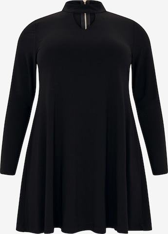 Yoek Tunic in Black: front