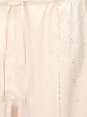 Loosefit Pantalon Pull&Bear en rose