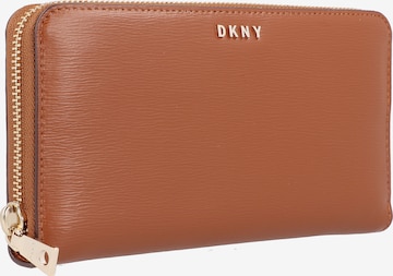 DKNY Portemonnaie 'Bryant' in Braun