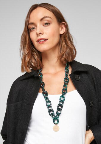 s.Oliver Necklace in Green: front