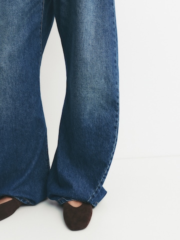 Pull&Bear Vrečasti Kavbojke | modra barva