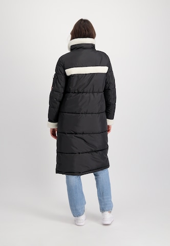 ALPHA INDUSTRIES Winterjacke in Schwarz