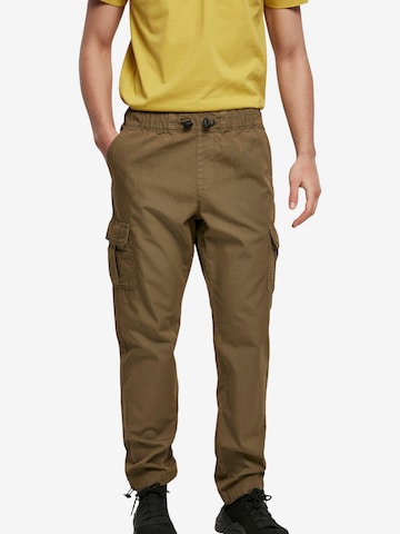 Regular Pantalon cargo Urban Classics en vert : devant