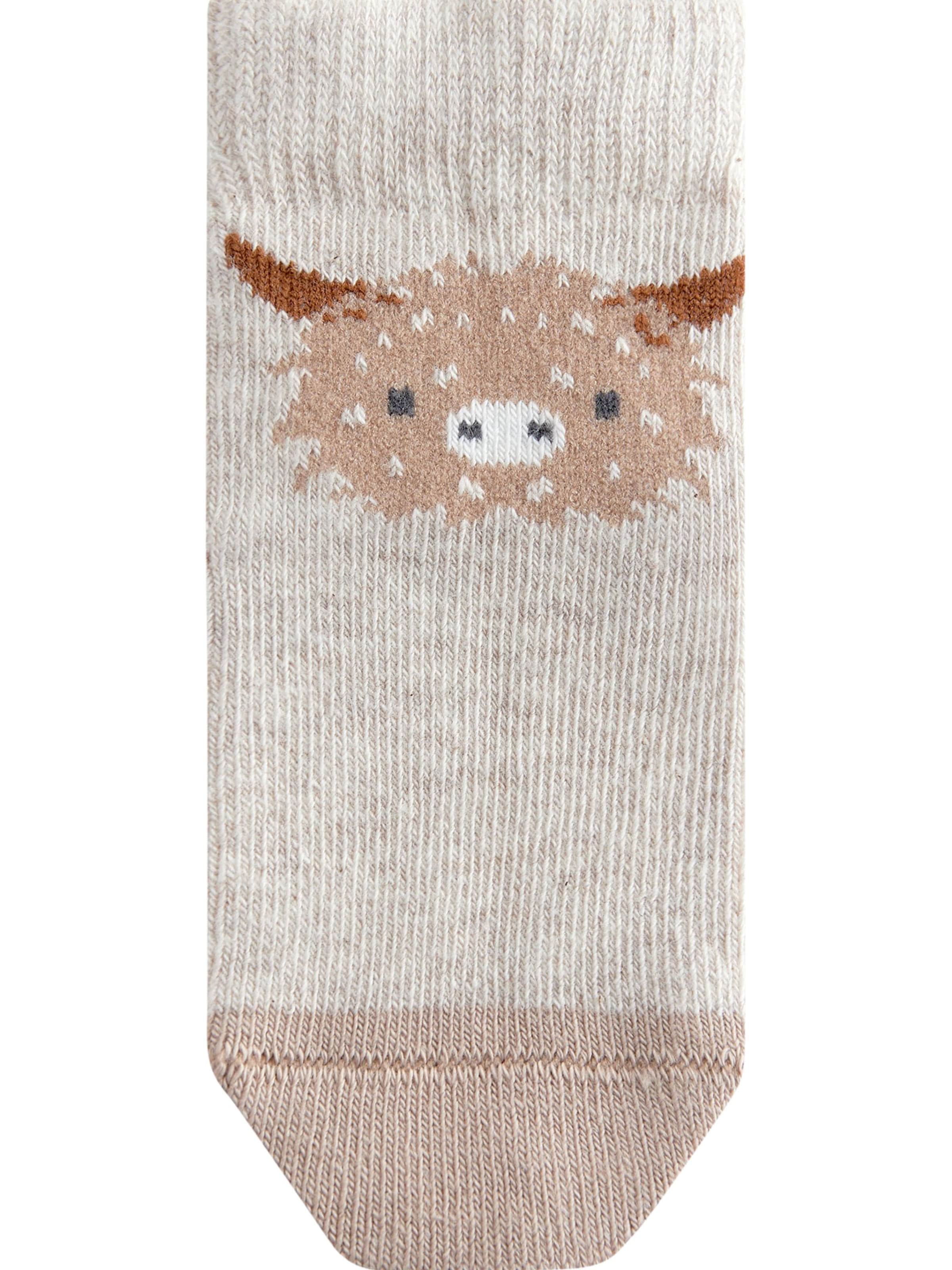 Next Sukat värissä beige