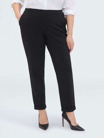 Fiorella Rubino - regular Pantalón en negro