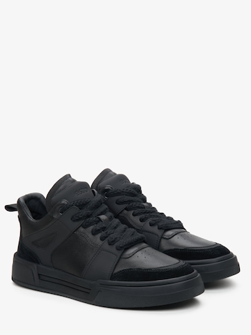 Estro Sneakers laag in Zwart
