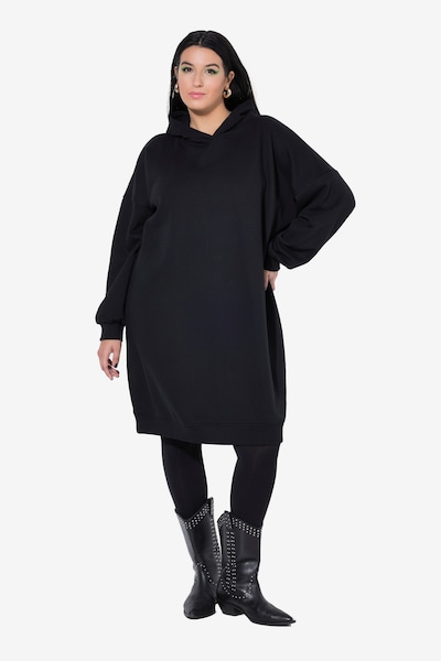 Studio Untold Robe oversize en noir, Vue avec produit