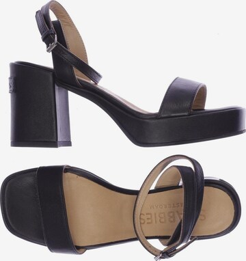 SHABBIES AMSTERDAM Sandals & High-Heeled Sandals in 36 in Black: front