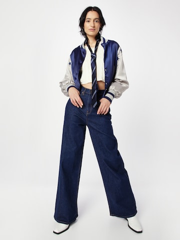 SISTERS POINT Wide leg Jeans 'OWI' i blå