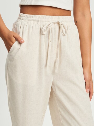 Calli - Loosefit Pantalón 'Beth' en beige