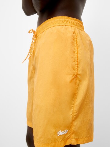 Shorts de bain Pull&Bear en orange