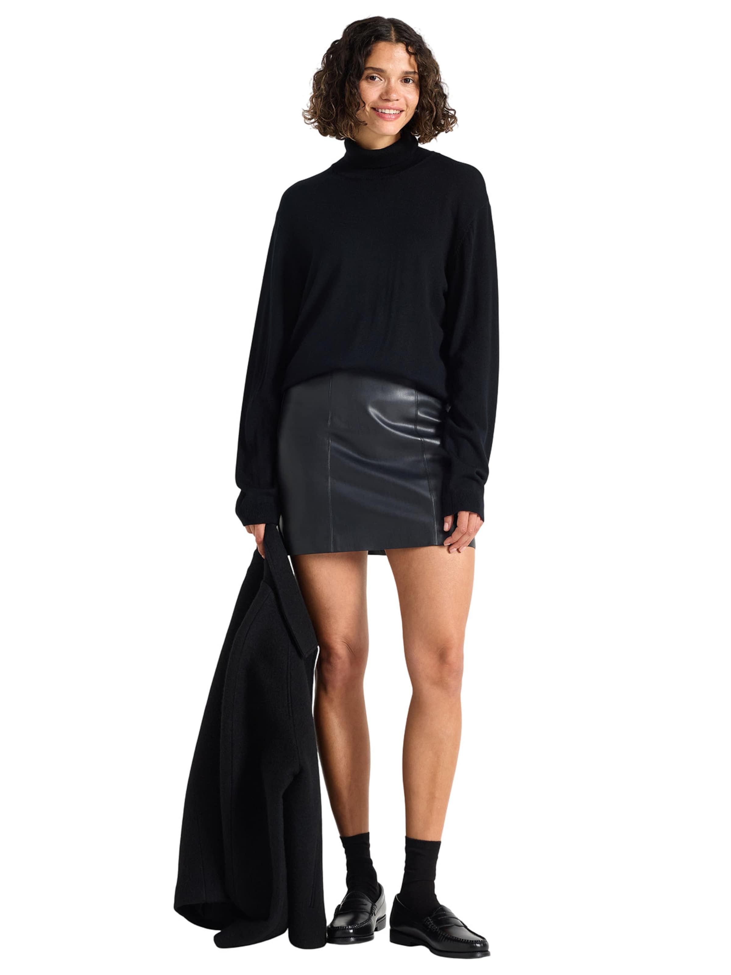 Gonna 'Cissi' di Lindex in nero: frontale