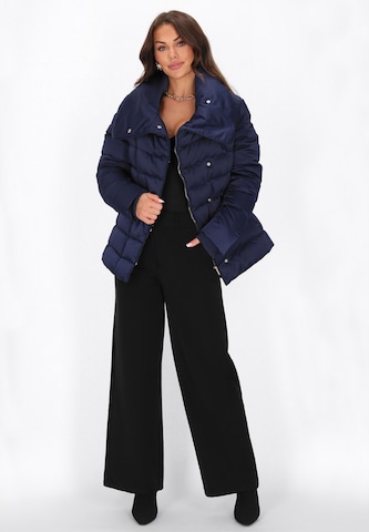 faina Wintermantel in Blauw