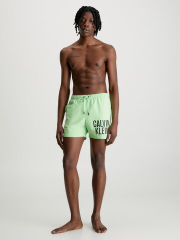 Shorts de bain Calvin Klein Swimwear en vert