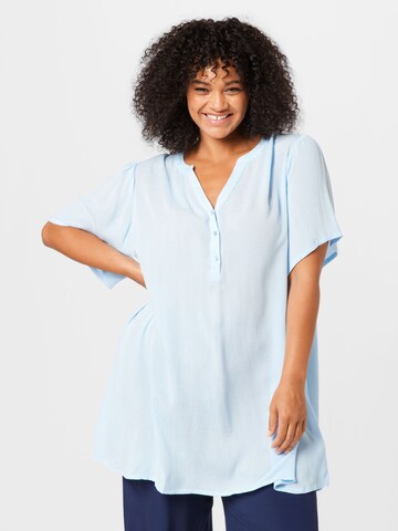 KAFFE CURVE Tunic 'Ami' in Blue: front