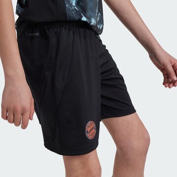 ADIDAS PERFORMANCE Regular Shorts 'FC Bayern München Away 24-25' in Schwarz