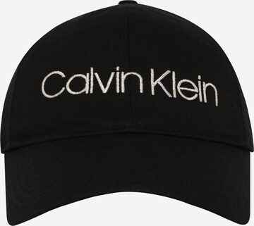 Calvin Klein Czapka z daszkiem w kolorze czarny