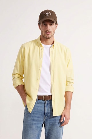 Trendyol Regular Fit Hemd in Gelb: Vorderseite