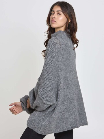 Lilavie Strickpullover ' Maraa ' in Grau