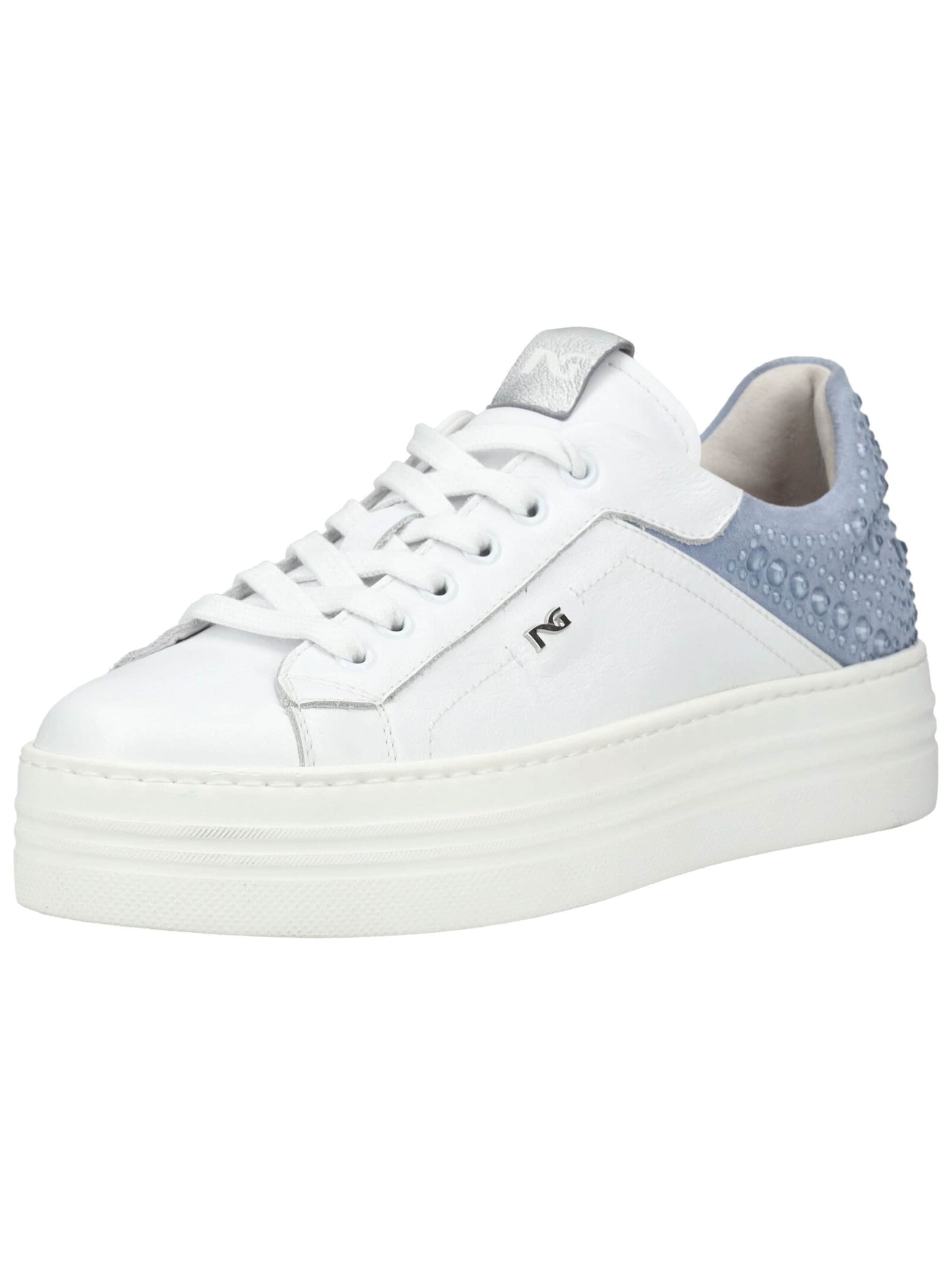 Baskets basses Nero Giardini en blanc : devant