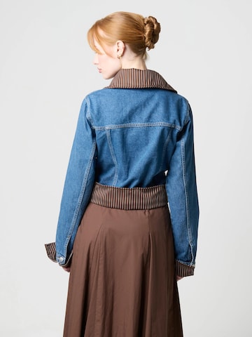 Fenice Between-Season Jacket in Brown