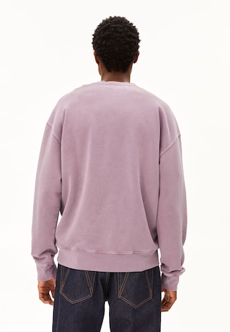 ARMEDANGELS Свитшот в Лиловый