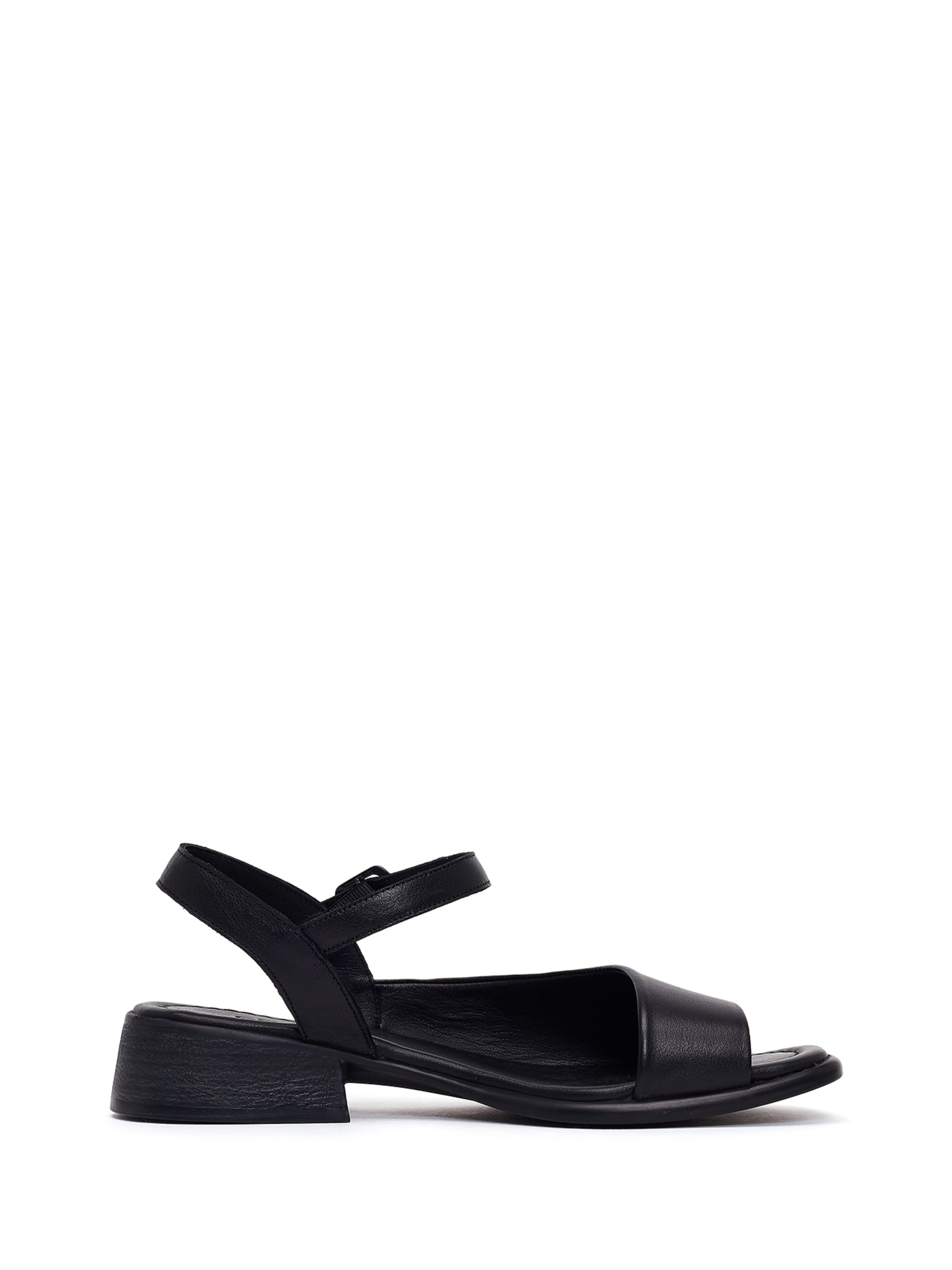 Derimod Sandals in Black