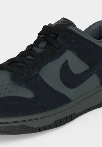 Sneaker 'Dunk' di Nike Sportswear in grigio: lato