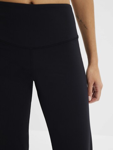 bonprix Regular Leggings in Schwarz