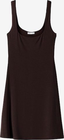 Bershka Mekko värissä ruskea: etupuoli