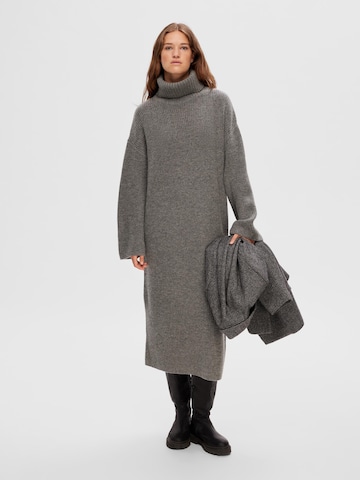 SELECTED FEMME Knitted dress in Grey