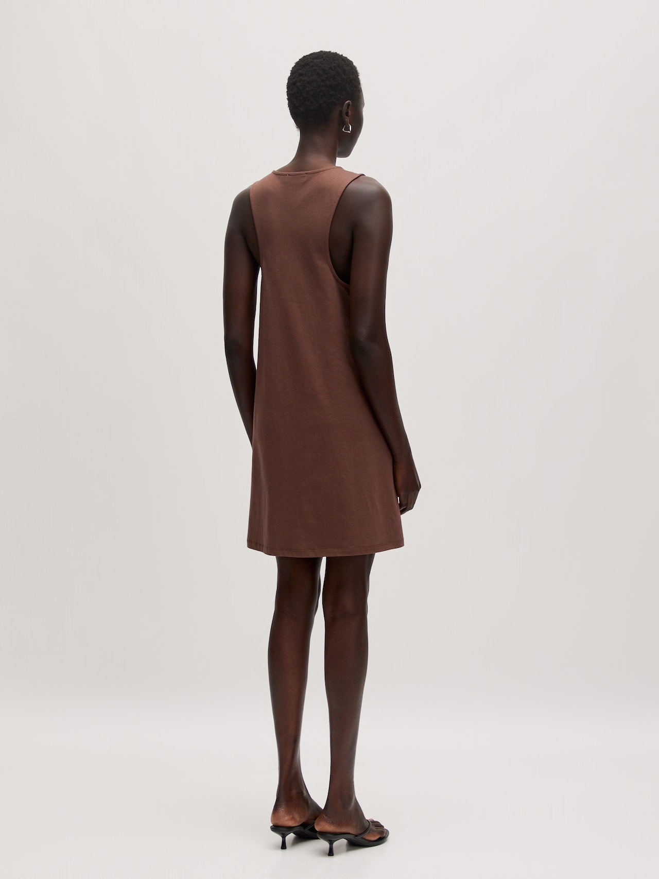 EDITED Produits Robe 'Briella' marron